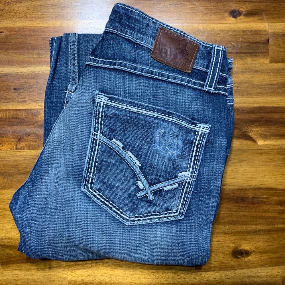 BKE SABRINA bootcut. 27x35. Clean jeans!